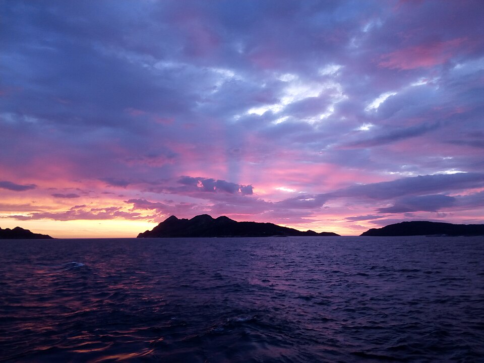 Islas Cíes vistas desde la Ría de Vigo
